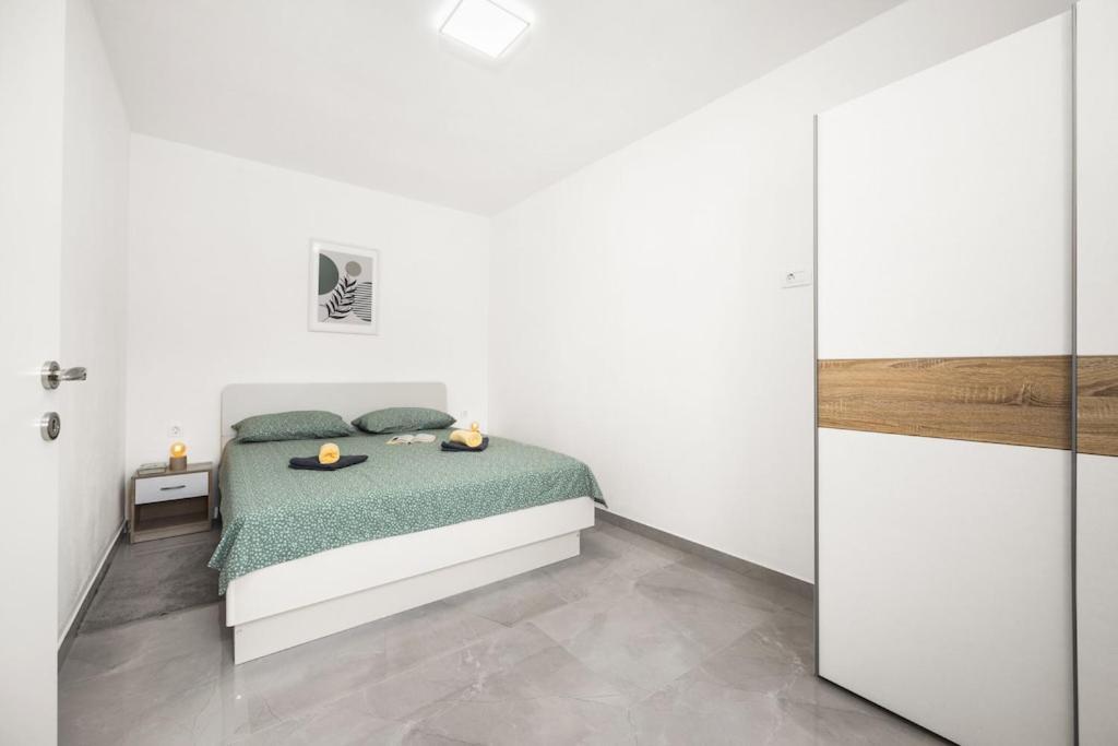 Apartment Olive Garden Near Pula 3 Km From Center And Only 4 Km From The Beach For 4 Persons ภายนอก รูปภาพ